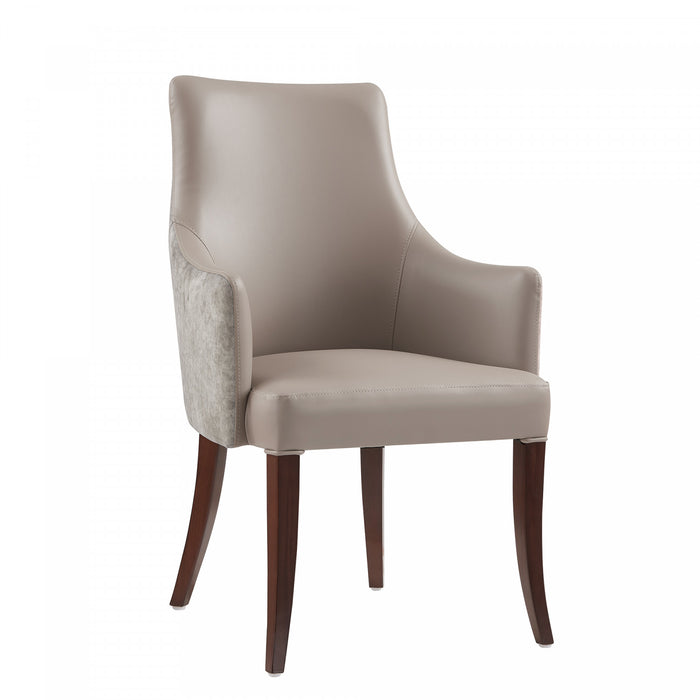 Fauteuil moderne Connie en bois, cuir vegetalien et velours taupe