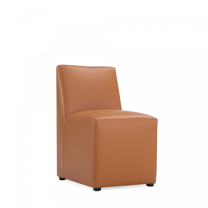 Chaise de salle a manger moderne en cuir vegetalien Anna Square, couleur brun selle - Lot de 2