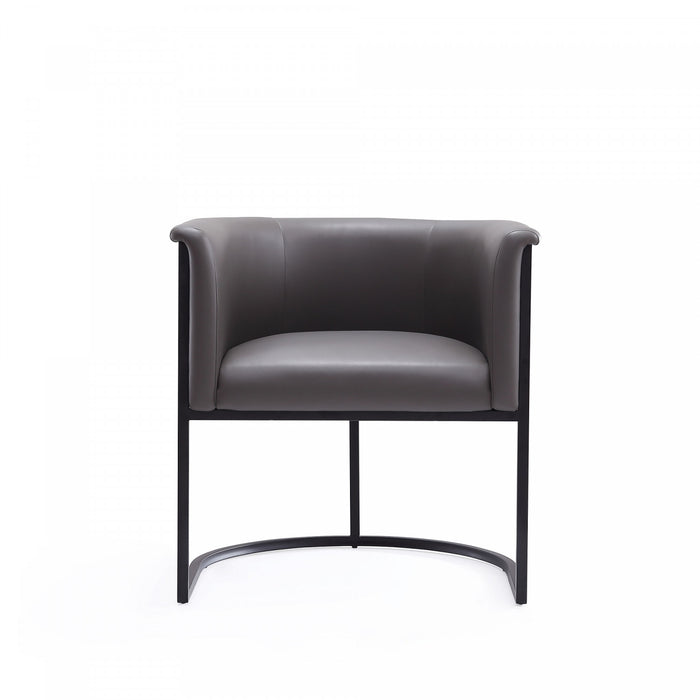Chaise de salle a manger moderne mi-siecle cosmopolite en cuir vegetalien et metal, graphite - Lot de 2