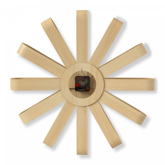 Horloge murale moderne Ribbonwood de Umbra - naturelle