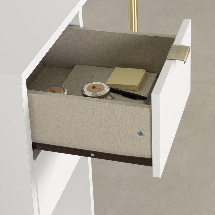 Bureau d’ordinateur Amyra avec multiprise - blanc solide