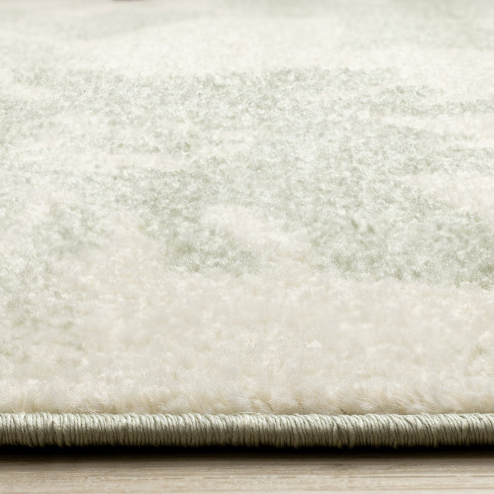 Carpette Ellis verte et crème à motif floral - 5 pi 3 po x 7 pi 7 po