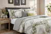 Forever Yellow 3-Piece Reversible Floral Quilt Set King Size | Ensemble de Courtepointe Reversible 3 Pieces Tres Grand Lit