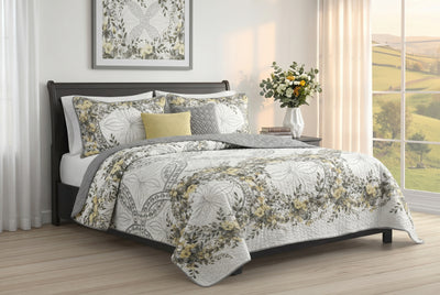 Forever Yellow 3-Piece Reversible Floral Quilt Set King Size | Ensemble de Courtepointe Reversible 3 Pieces Tres Grand Lit