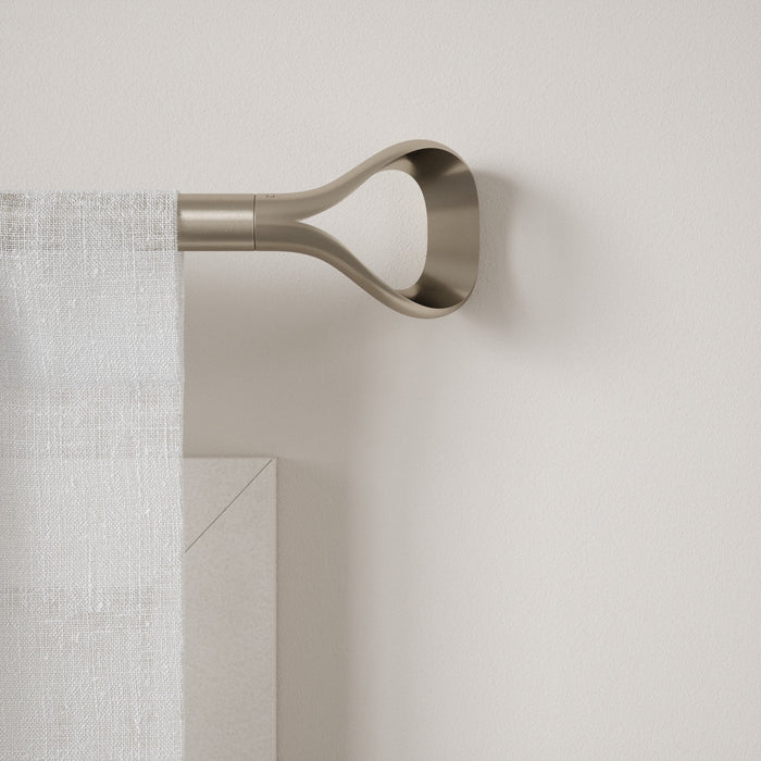  Tringle à rideaux extensible Loop de Umbra nickel de 1 po - 42 po à 120 po