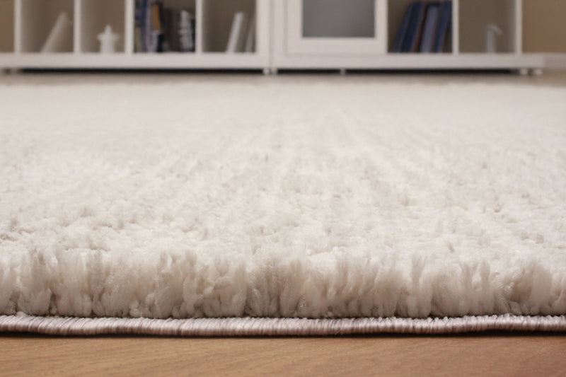 Carpette Yeti ivoire et grise - 5 pi 0 po x 8 pi 0 po 