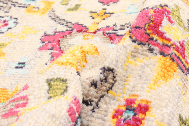 Tapis Traditionnel Rosa 5'0\" x 8'0\" en Ivoire