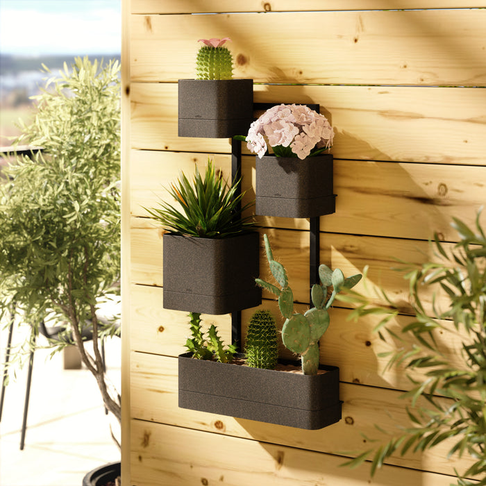 Jardinière murale Cubiko de Umbra - noire