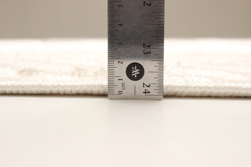 Carpette Roman ivoire - 5 pi 0 po x 8 pi 0 po