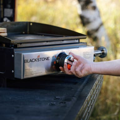 Gril de table « Blackstone 17 » - 1971