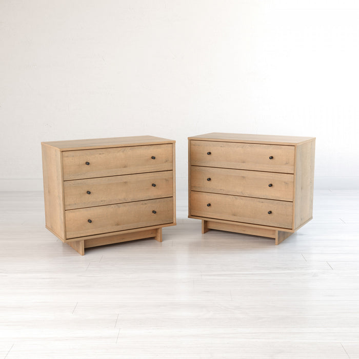 Finnley Table De Nuit A 3 Tiroirs – Chene Naturel