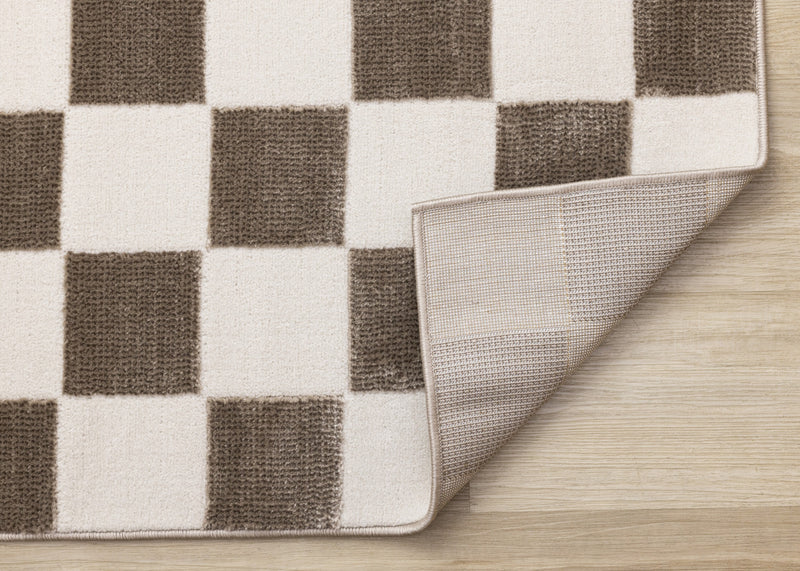 Carpette géométrique Leopold brune et blanche à motif de carreaux - 5 pi 3 po x 7 pi 7 po