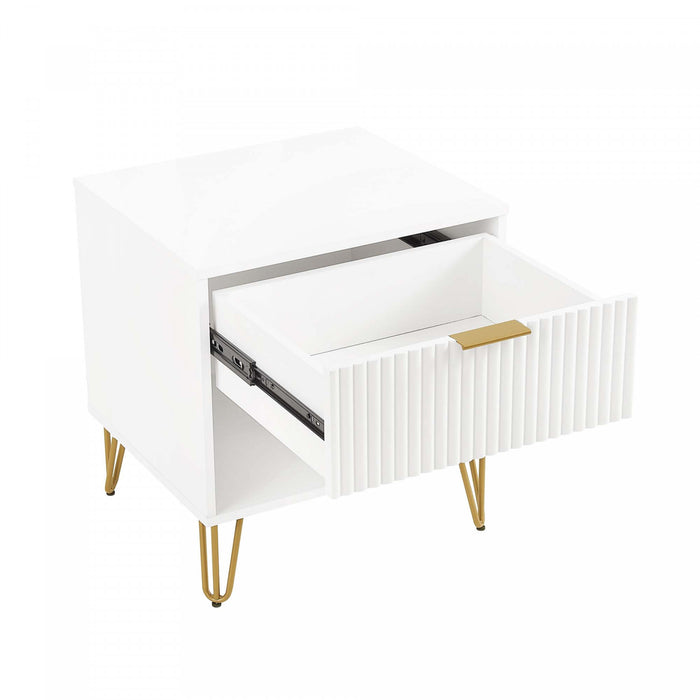 Table de nuit moderne Dumbo 20\" a cannelures en blanc (1 tiroir)