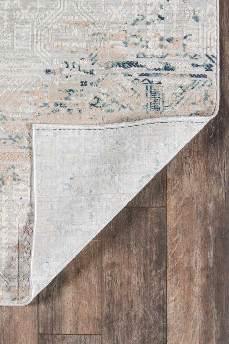 Tapis Traditionnel Amber 5'1\" x 7'7\" en Gris