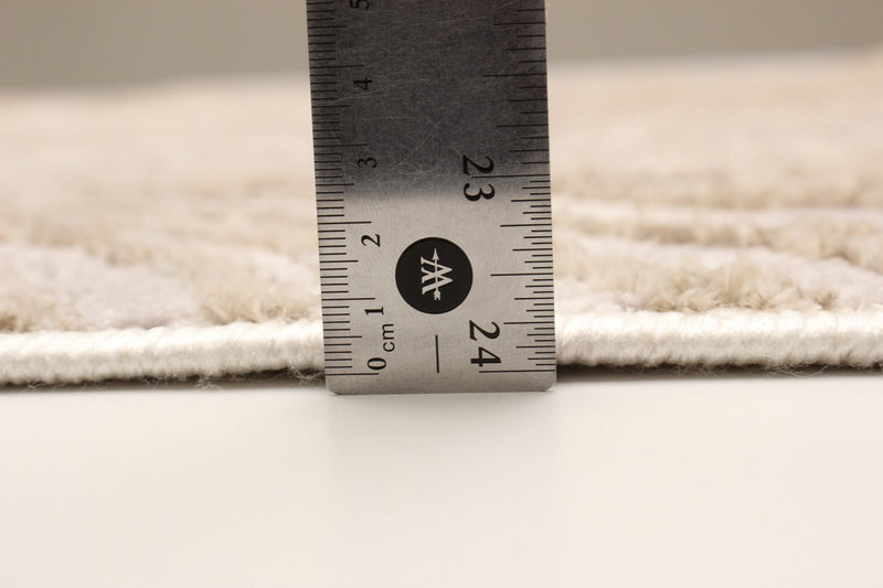 Carpette Kamala grise - 5 pi 0 po x 8 pi 0 po