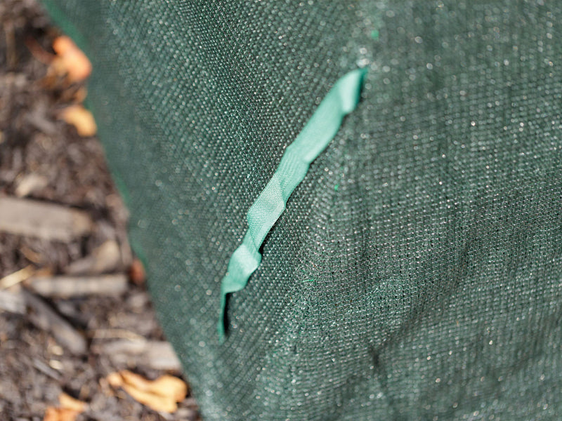 Gazebo Penguin couvre arbuste 22 In. x 22 In. x 44 In.