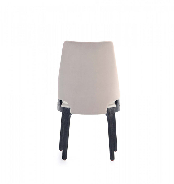 Chaise de salle a manger moderne en bois Kara avec revetement en tissu gris clair - Lot de 4