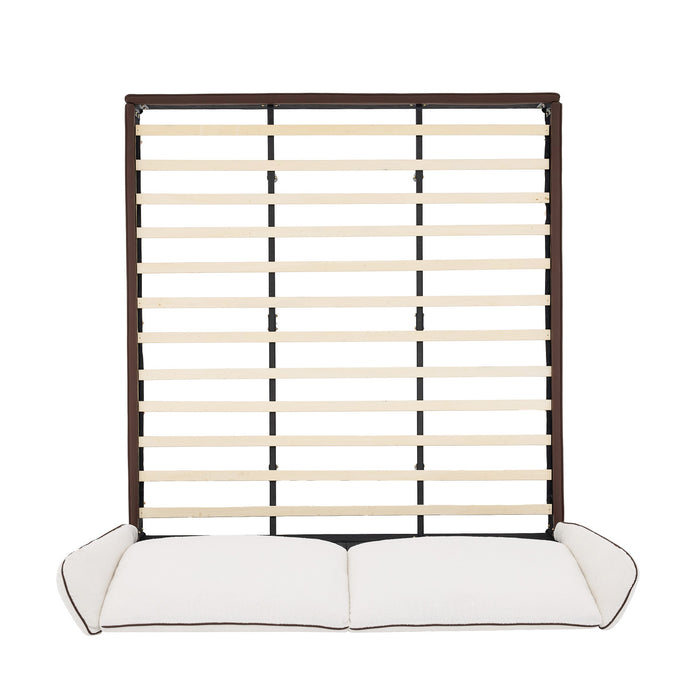 Le lit plateforme Ava en polaire Teddy avec tete de lit a oreilles et revetement en simili cuir, taille King, couleur blanche