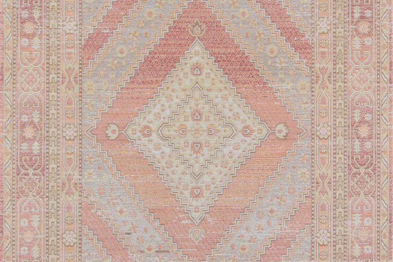 Tapis Traditionnel Poppy 5'3\" x 7'3\" en Rose