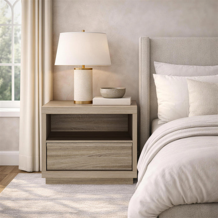 Table de nuit contemporaine Navis 66 cm en chene naturel (1 tiroir)