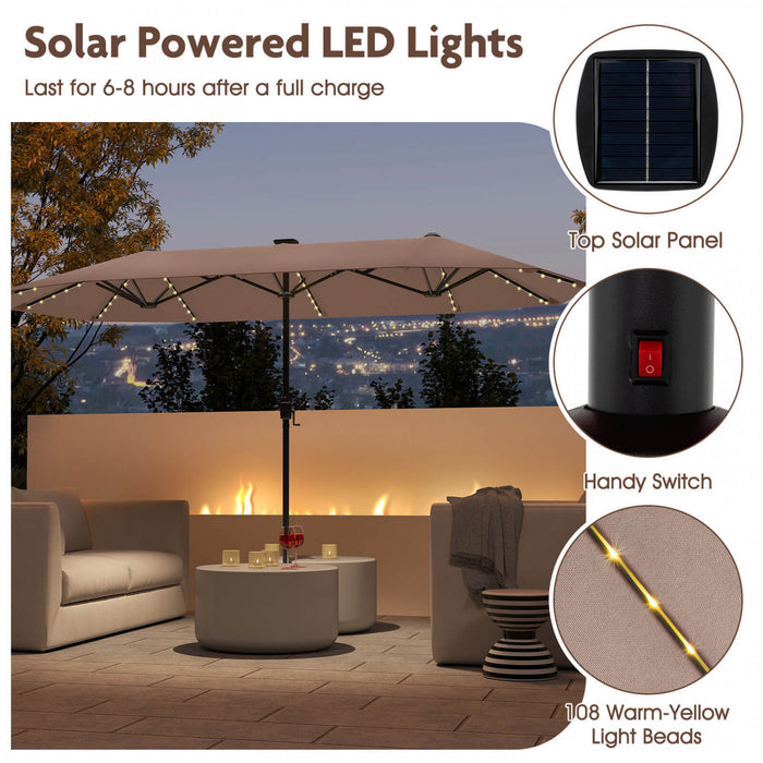 Grand parasol de jardin Costway 13 pieds avec eclairage solaire LED, manivelle, 12 baleines robustes marron