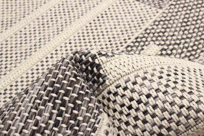 Carpette Atlas ivoire - 2 pi 8 po x 8 pi 2 po