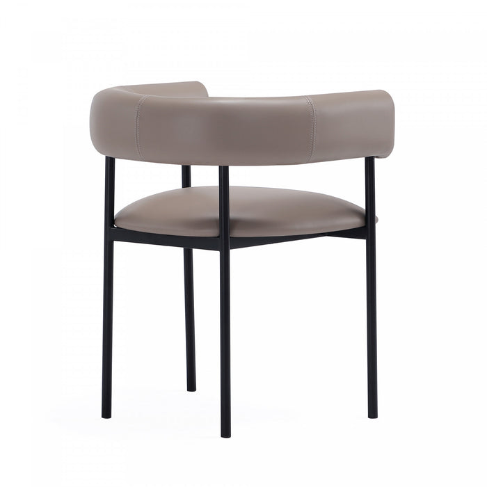 Chaise de salle a manger contemporaine Onda en cuir vegetalien et metal, coloris taupe