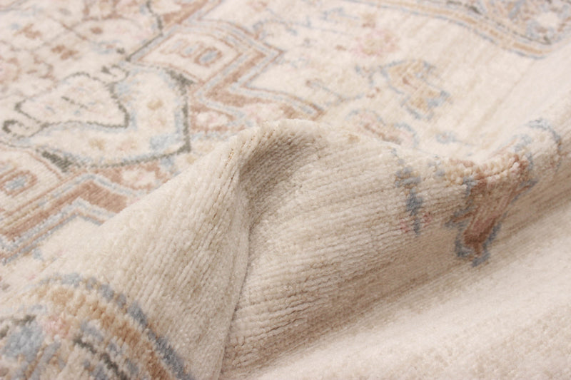 Carpette longue Katie ivoire - 2 pi 8 po x 8 pi 2 po  