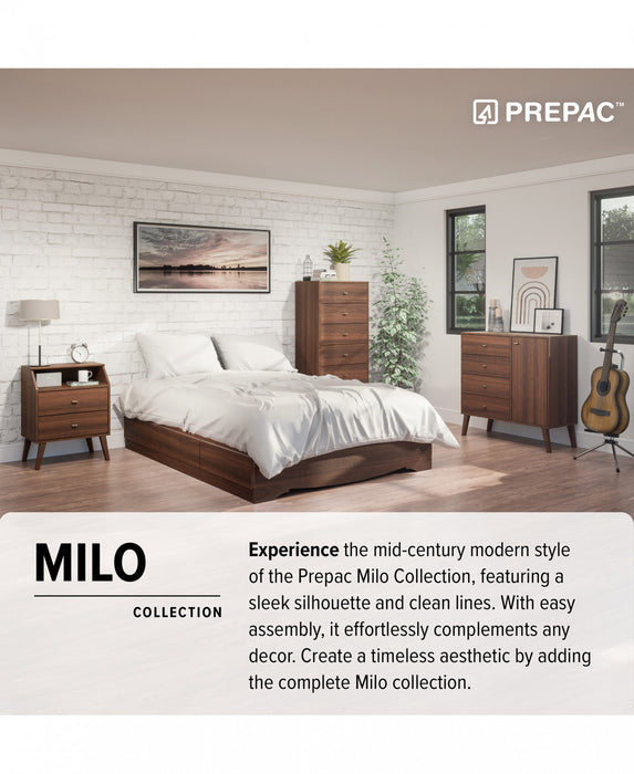 Bibliothèque moderne du milieu du 20e siècle Milo avec 6 tablettes, 2 portes et poignées au fini laiton brossé - cerisier