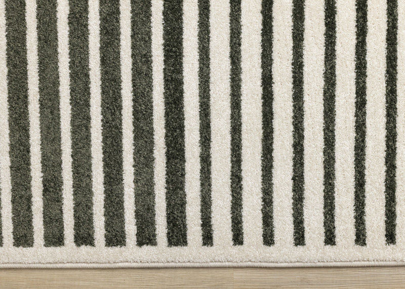 Tapis Maverick vert, noir et blanc a rayures modernes, 7'10\" x 10'6\"