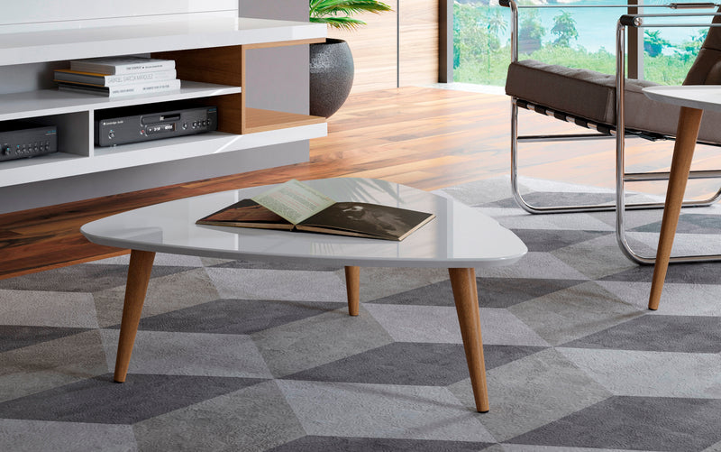 Grande table à café triangulaire Utopia de Manhattan Comfort de 17,51 po avec pattes évasées - blanc lustré