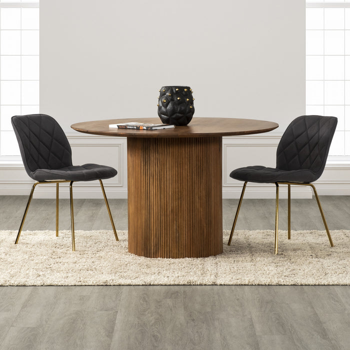 Chaise d'appoint Brynlee noire capitonnee avec pieds dores (ens. de 2)