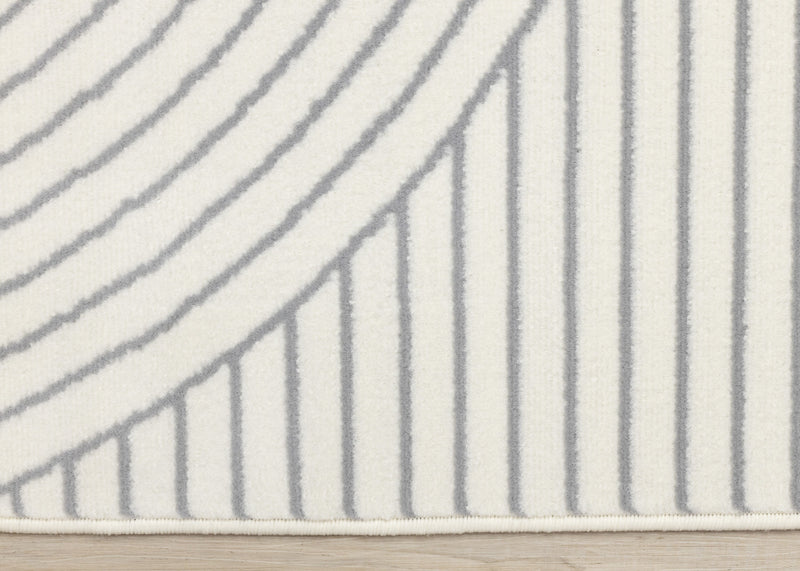 Carpette Forte blanche et grise à motif d’arches courbées pour l’intérieur - 4 pi 7 po x 6 pi 7 po