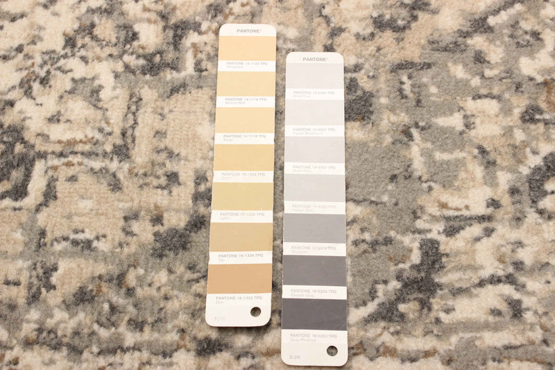 Carpette Priya grise - 2 pi 8 po x 8 pi 2 po