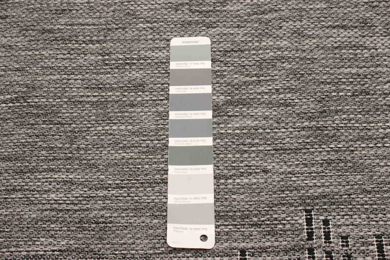 Carpette Edge grise - 5 pi 0 po x 8 pi 0 po