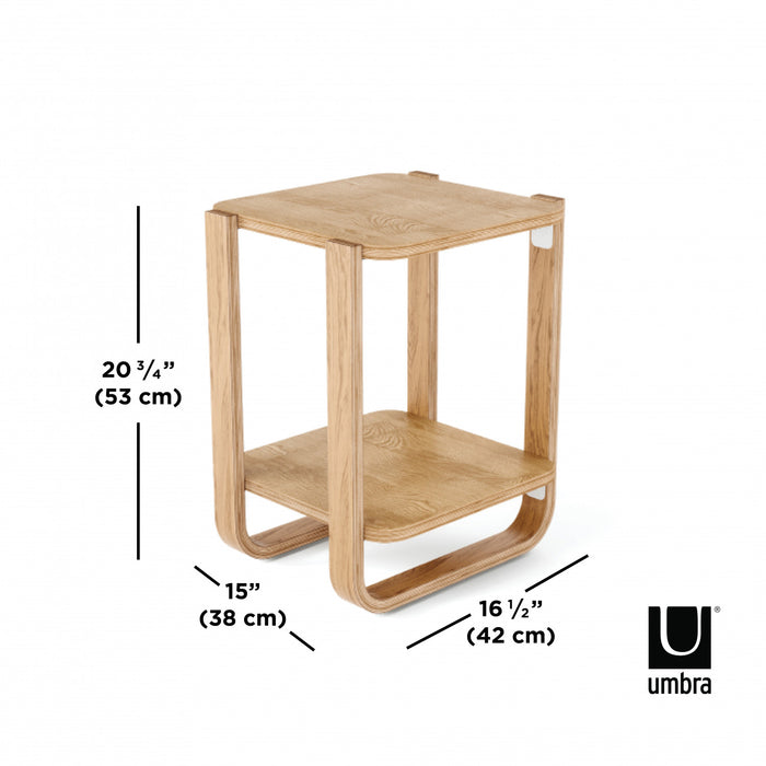 Table de bout et de fauteuil moderne Bellwood de Umbra en bois massif avec tablette - naturelle