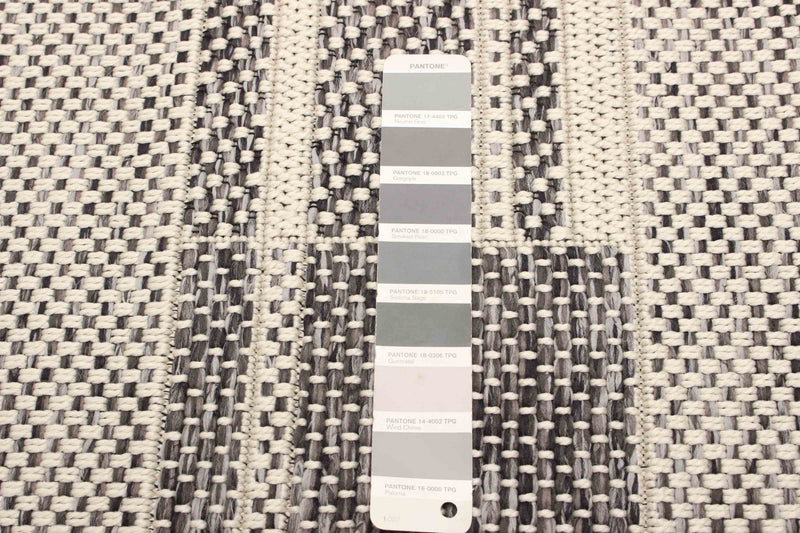 Carpette Atlas ivoire - 2 pi 8 po x 8 pi 2 po