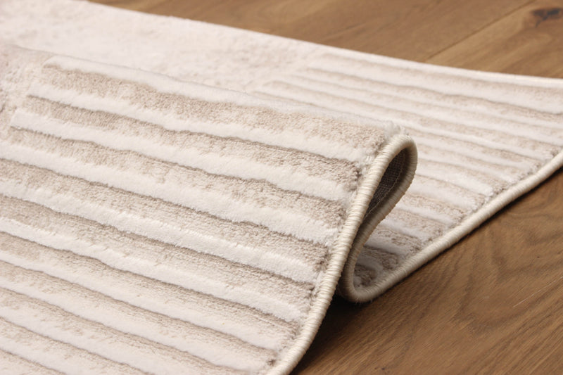 Carpette Monica ivoire - 5 pi 0 po x 8 pi 0 po  