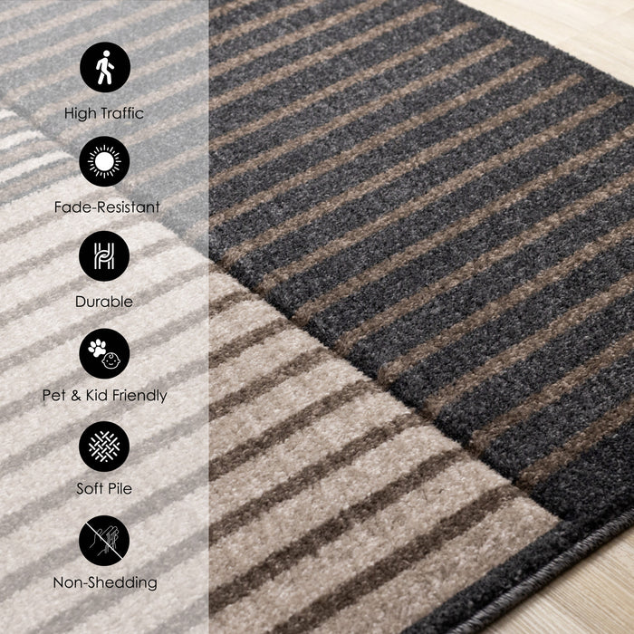 Tapis Maverick beige, brun et noir a rayures, 7'10\" x 10'6\"