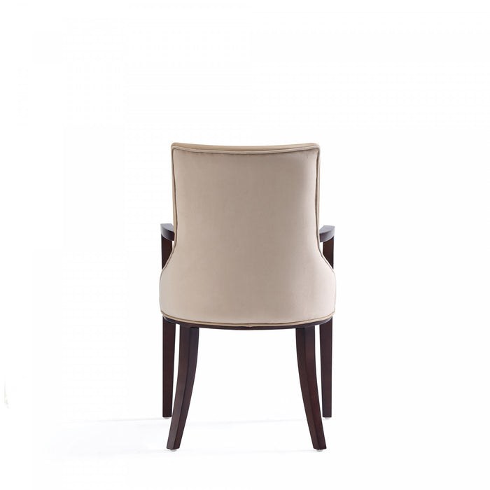 Ensemble moderne de 6 chaises de salle a manger Shubert en beige