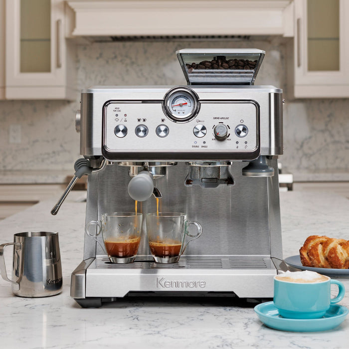 Machine à espresso Kenmore avec presse-mouture manuel, acier inoxydable - KKCMEMT