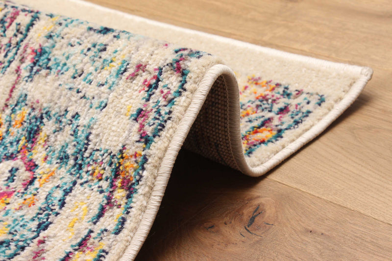 Tapis Traditionnel Daria 5'0\" x 8'0\" en Gris