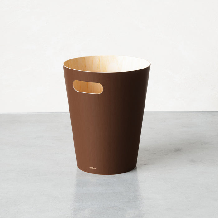 Poubelle Woodrow de Umbra - espresso