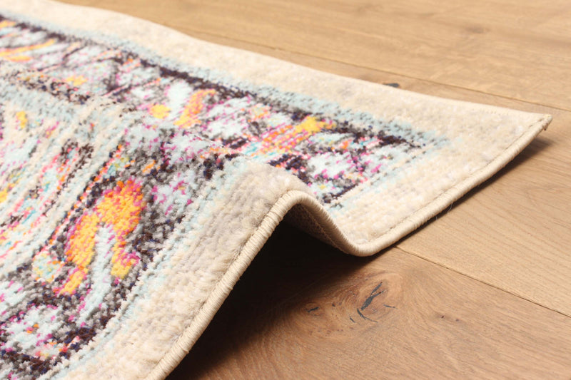 Tapis Traditionnel Lea 5'0\" x 8'0\" en Ivoire
