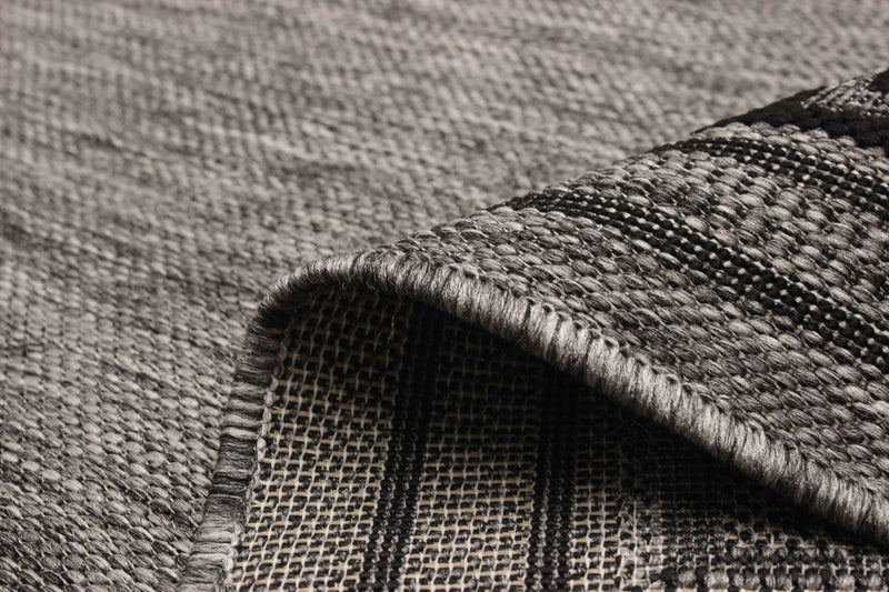 Carpette Versach grise - 5 pi 0 po x 8 pi 0 po