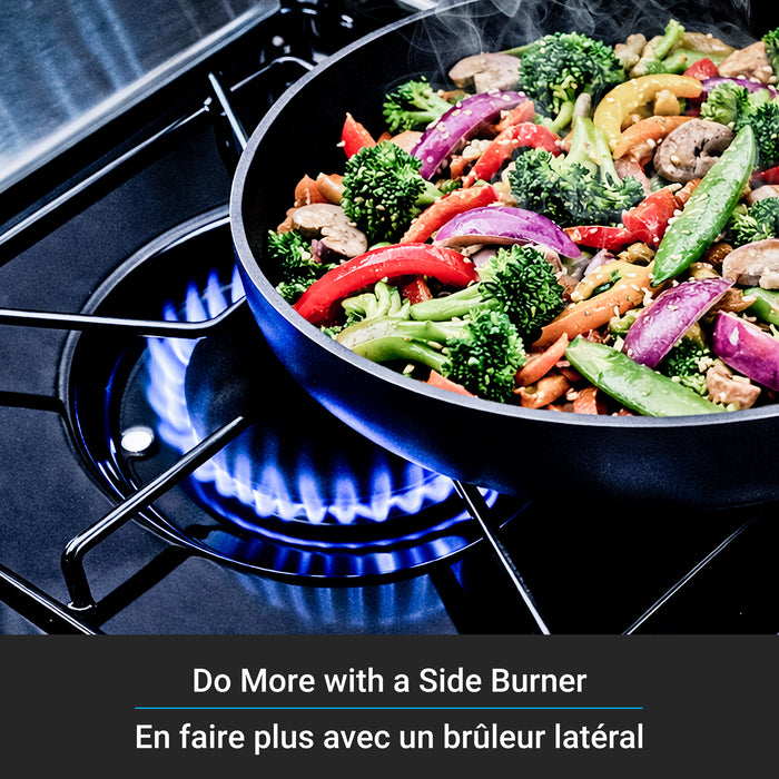 Broil King Baron 490 Pro Shadow 4-bruleurs 40 000 BTU Barbecue a gaz propane - 674144