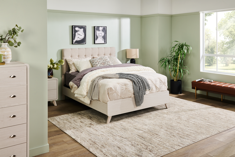Lit à panneaux Cami en chêne gris avec tête de lit en tissu et cadre de lit - format grand lit