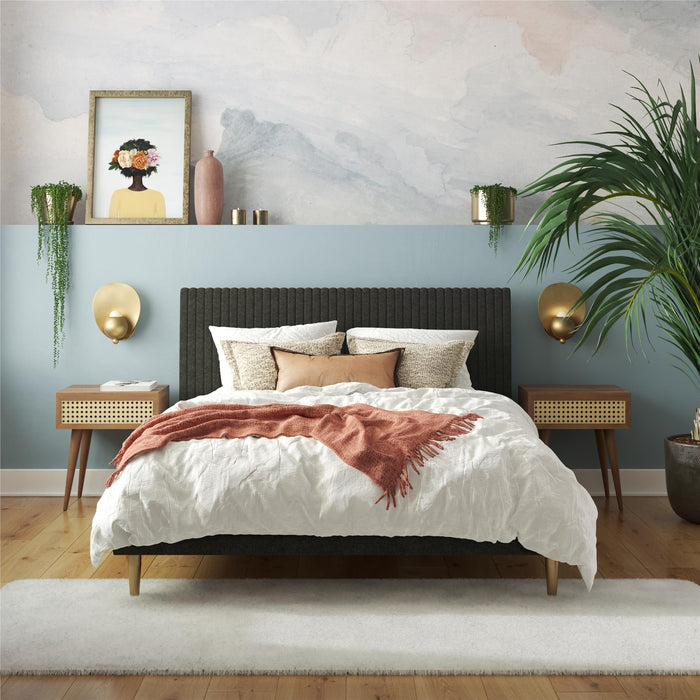 Grand lit Daphne de Mr. Kate en lin- gris foncé