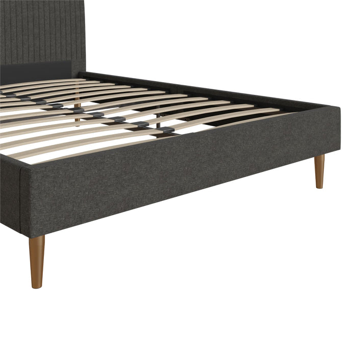 Grand lit Daphne de Mr. Kate en lin- gris foncé