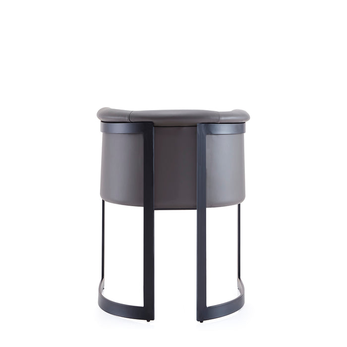 Chaise de salle à manger Corso de Manhattan Comfort en similicuir avec armature en métal - grise